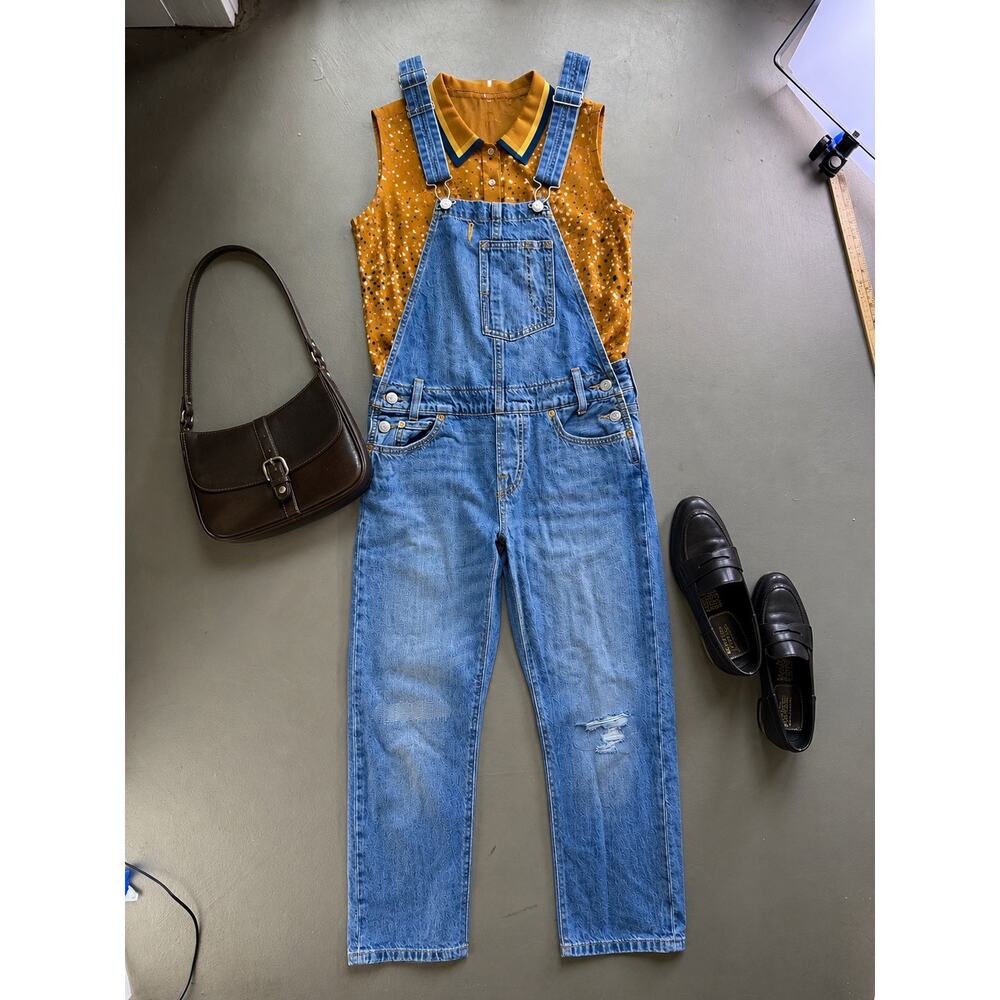Levi’s Distressed Denim Overalls XS Light Wash Skinny Leg Dungarees